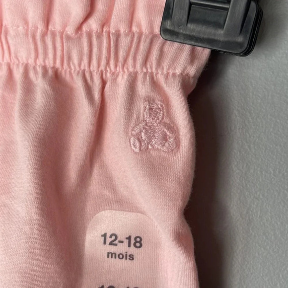 GAP NWT 12-18m Girls Pink Bubble Shorts Bloomers Elastic Waist/Leg Logo - Picture 2 of 6